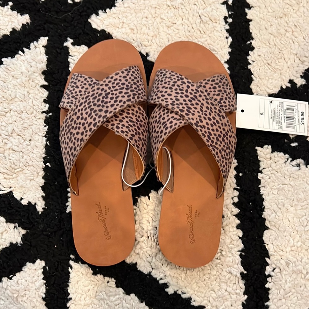 Leopard sandals